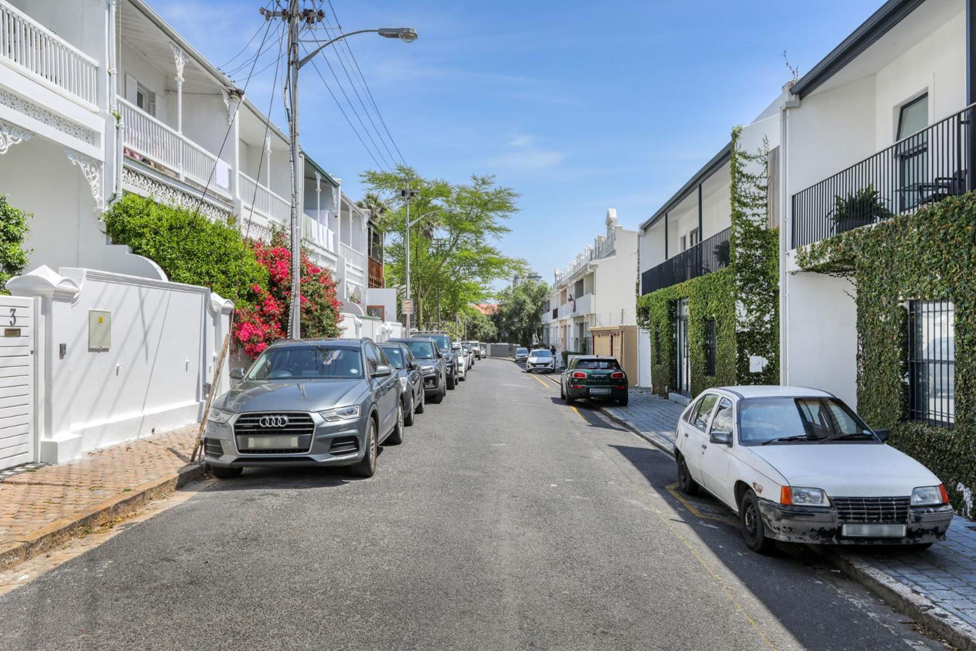 Backup-Powered Victorian House At Greenpoint Park เคปทาวน์ ภายนอก รูปภาพ